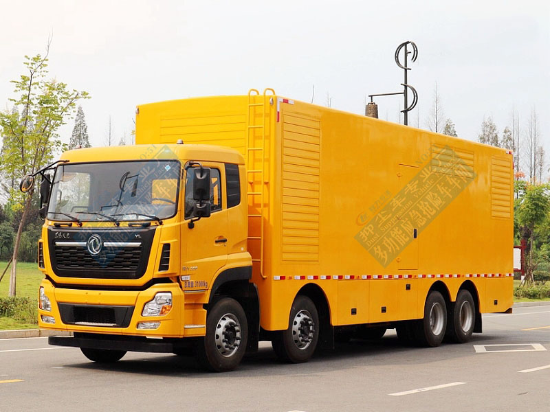 東風(fēng)天龍前四后八電源車(chē)600-1000kW