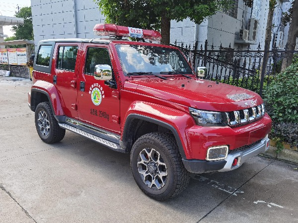 福田森林防火指揮車